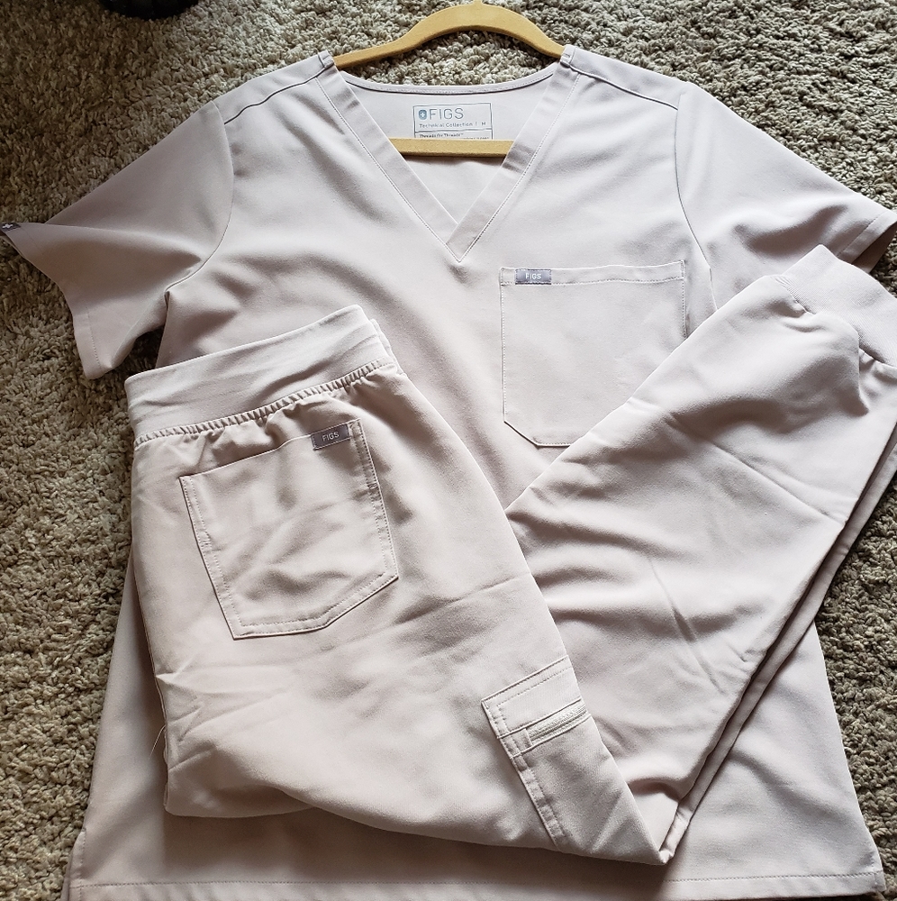 Figs M catarina top and MP zamora joggers